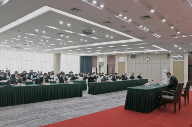 人生就是博集团、温泉集团举办贯彻落实市第十三次党代会精神宣讲报告会