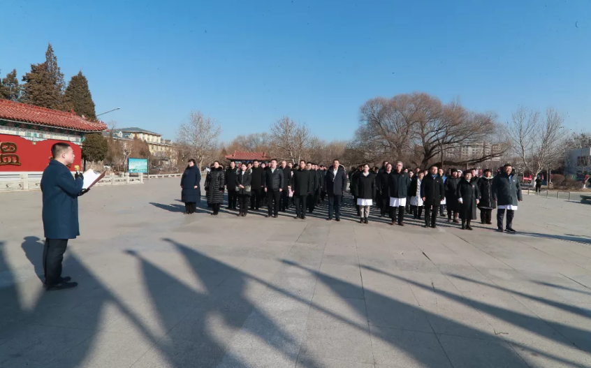 人生就是博集团党委 温泉集团党委联合举办“迁新址启征程”主题党日活动